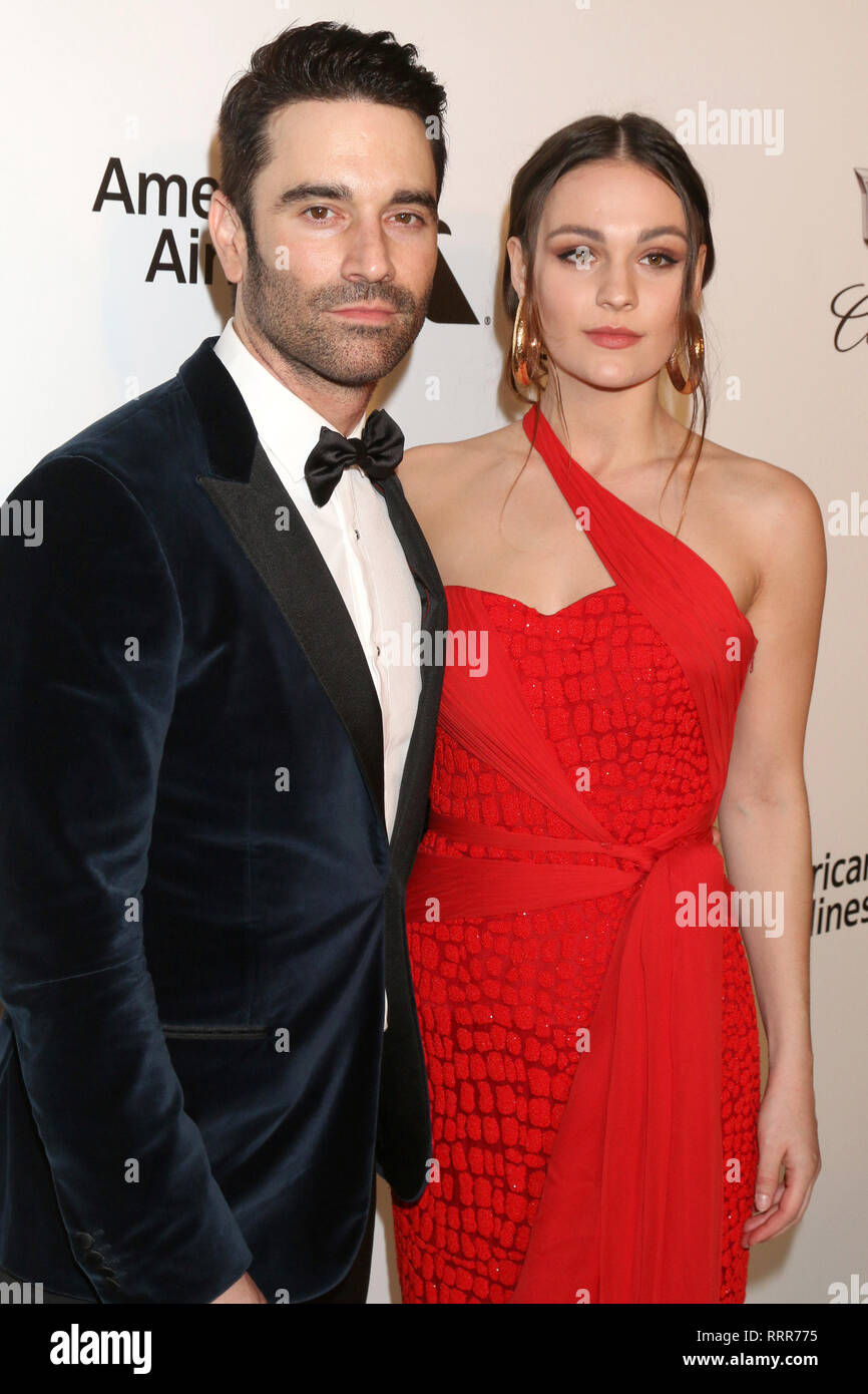 Febbraio 24, 2019 - West Hollywood, CA, Stati Uniti d'America - LOS ANGELES - Feb 24: Jeff Gum, Sophie Skelton a Elton John Oscar Party di visualizzazione sul West Hollywood Park il 24 febbraio 2019 in West Hollywood, CA (credito Immagine: © Kay Blake/ZUMA filo) Foto Stock