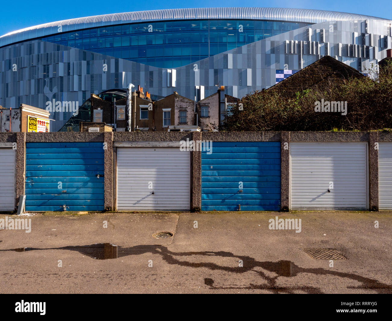 La nuova stazione di Tottenham Hotspur FC (speroni) Stadio a nord sobborgo londinese. Foto Stock