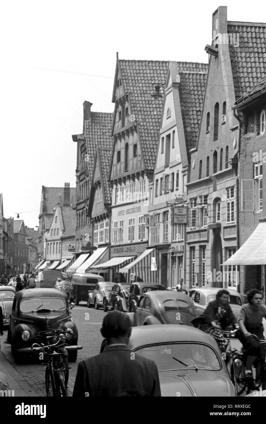 Germania - Deutschland, Niedersachsen, Lüneburg, Häuser, Innenstadt, Lueneburg, 1952. Foto Stock