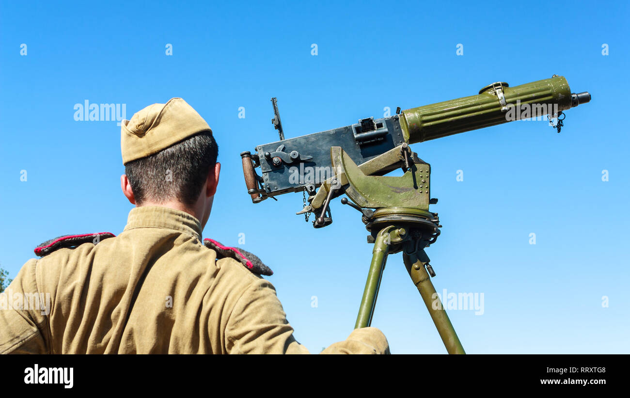 Soldato e pesante di grosso calibro machinegun ha Foto Stock