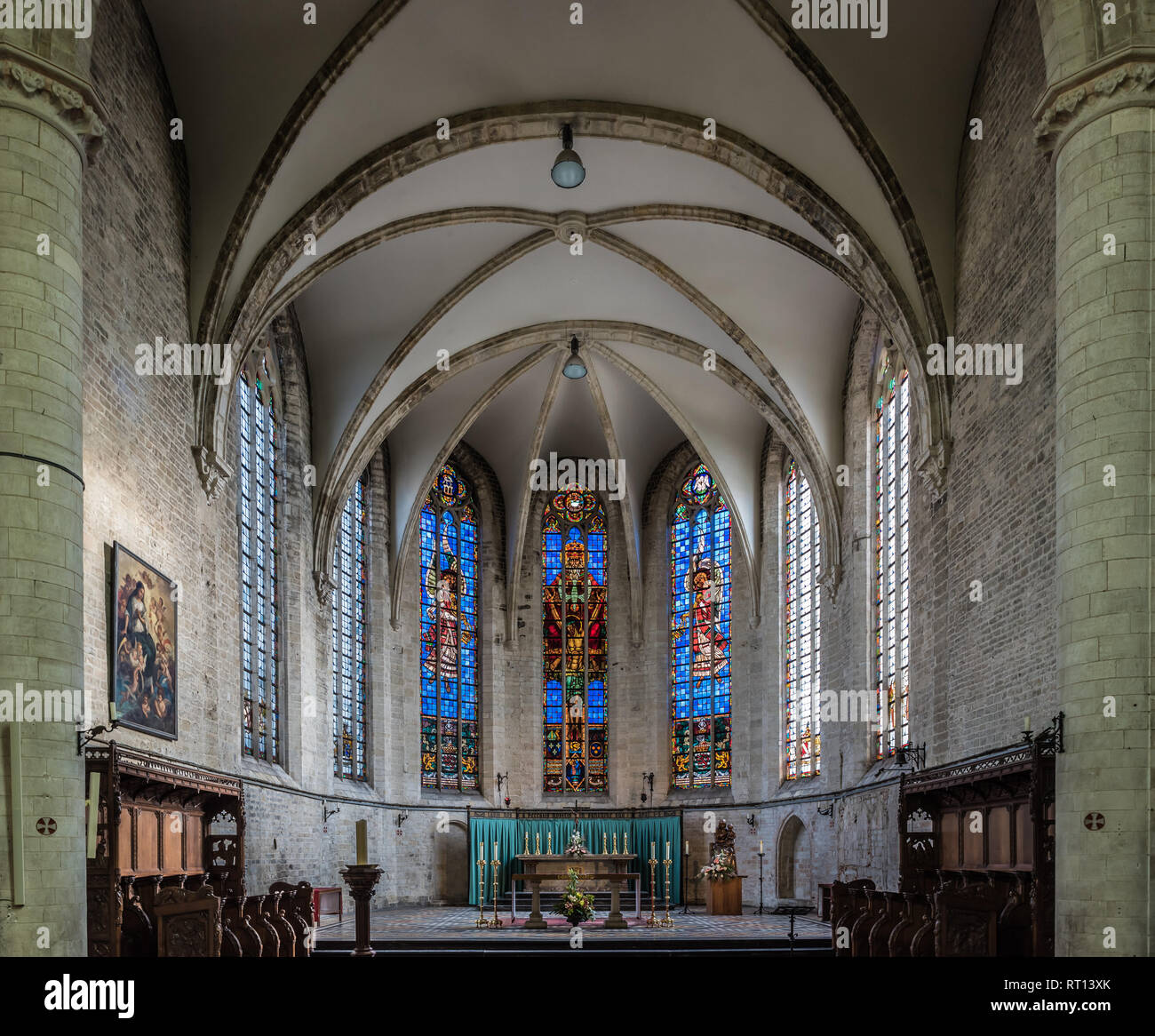 Ixelles, Bruxelles / Belgio - 02 20 2019: Classic simmetrici interior design di theLa Cambre Abbey Foto Stock