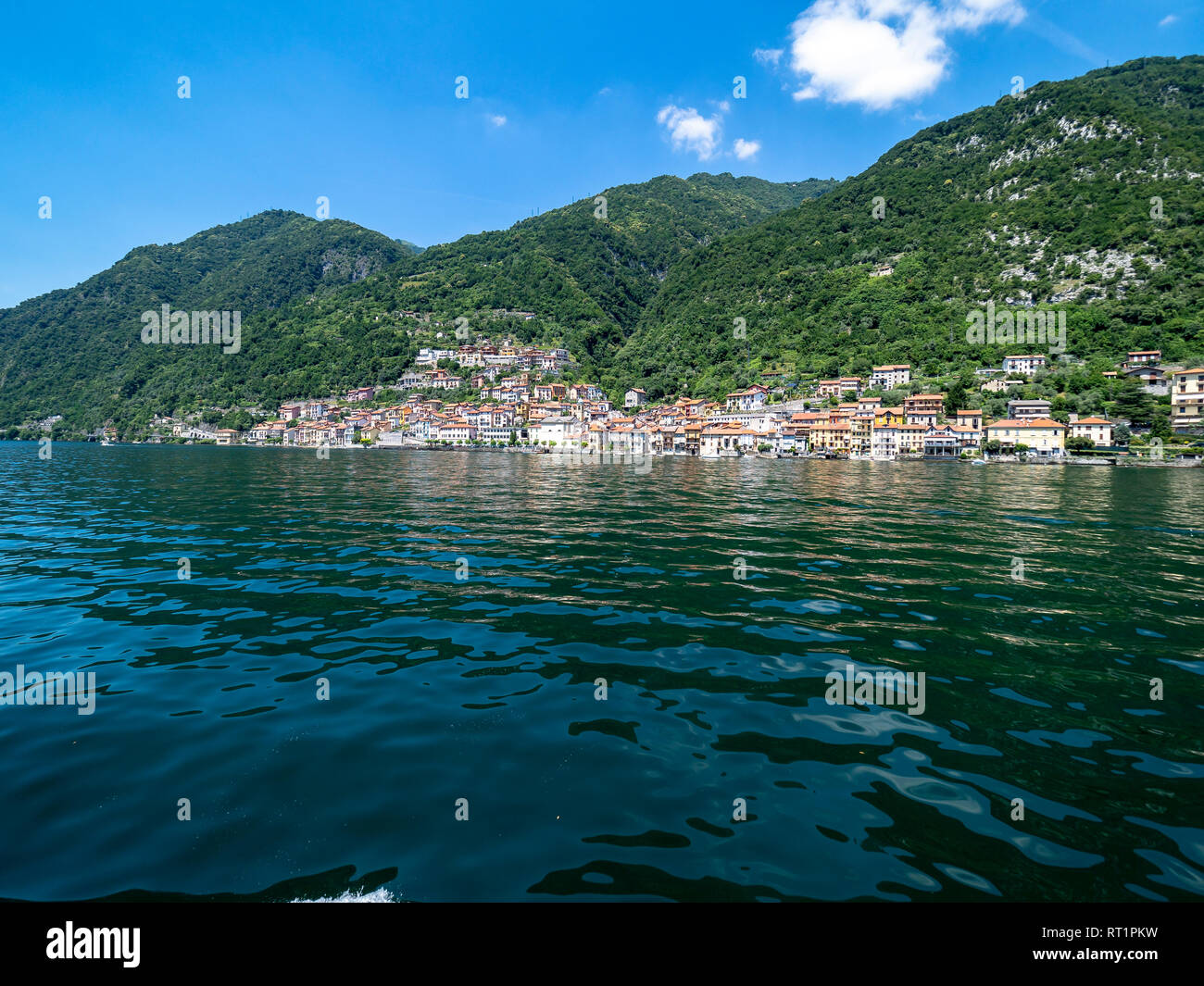 L'Italia, Lombardia, Lago di Como, a Colonno, townscape Foto Stock