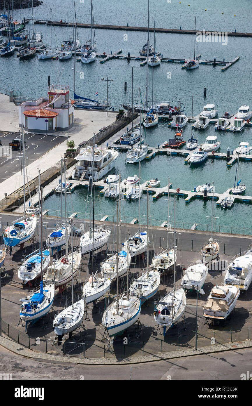 Portogallo Azzorre, l'isola di Terceira, Praia da Vitoria, Porto Foto Stock