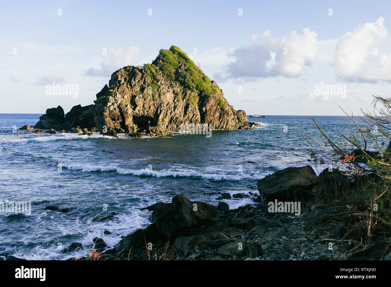 La stupefacente bellezza di Fernando de Noronha, un'isola della costa nord del Brasile Foto Stock