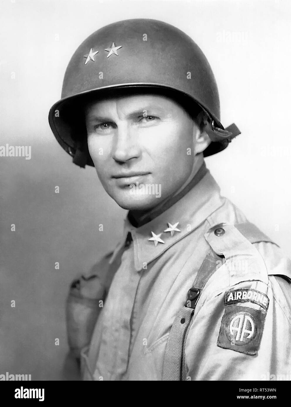 Ritratto di U.S. Esercito il Generale James M. Gavin, datata 1945. Foto Stock