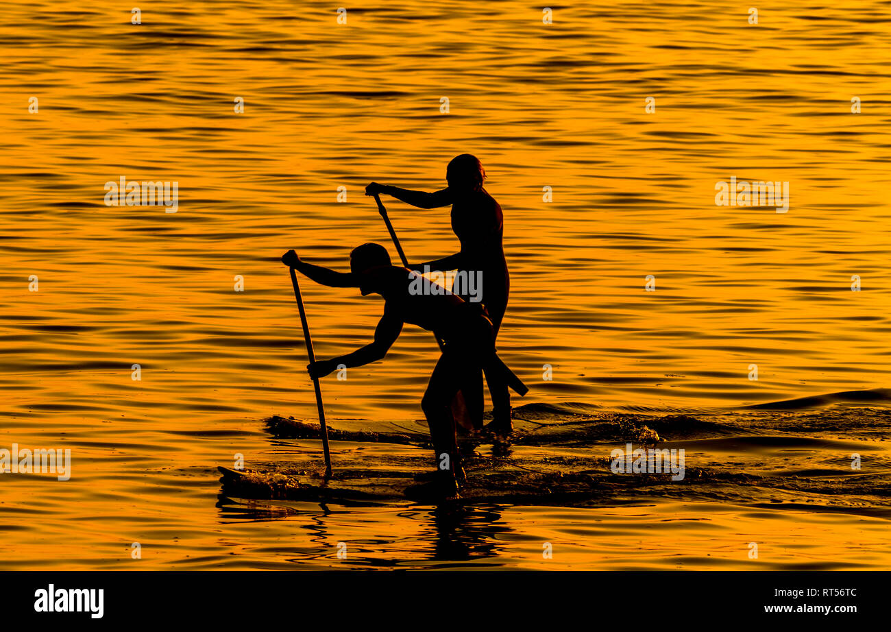 Tramonto sulla costa sud dell'Inghilterra Foto Stock