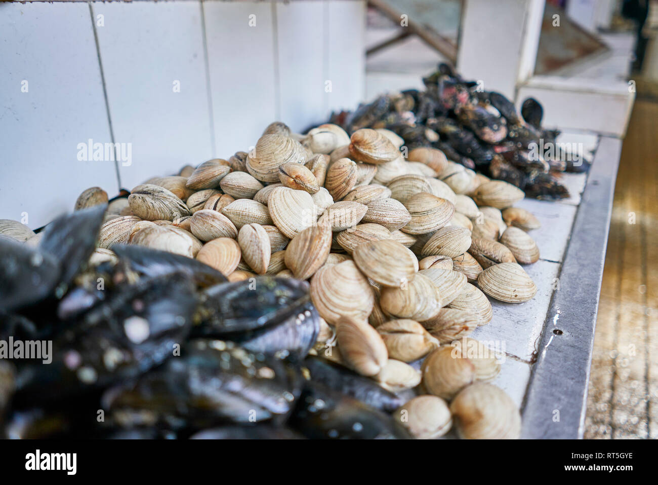 Il Cile, Puerto Montt mitili sul mercato del pesce Foto Stock