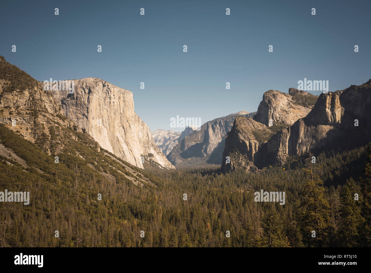 Stati Uniti d'America, in California, del Parco Nazionale Yosemite, vista di tunnel Foto Stock