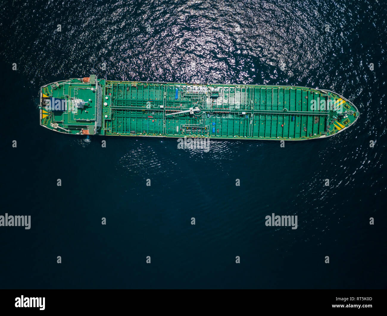 Indonesia, Bali, veduta aerea della petroliera Foto Stock