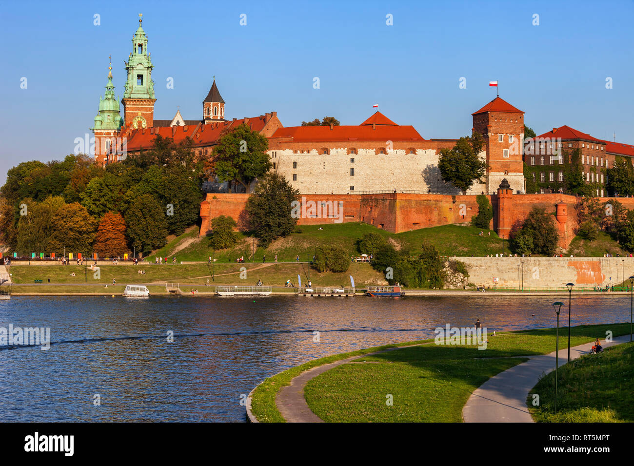 La Polonia, Cracovia, il castello di Wawel sul colle di Wawel presso il fiume Vistola Foto Stock