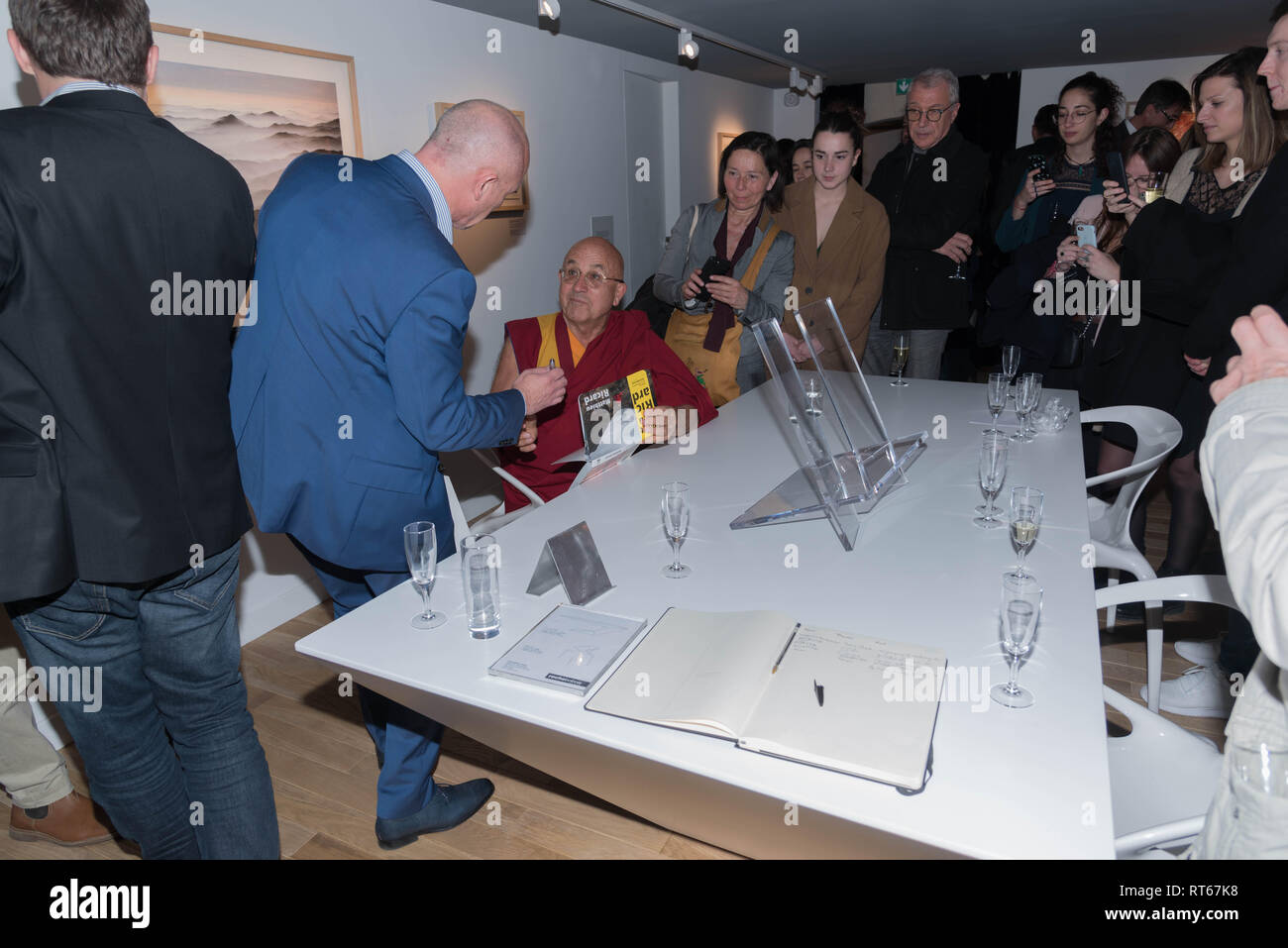 La Hune espone MATTHIEU RICARD: "UN MEZZO SECOLO IN HIMALAYA' Foto Stock