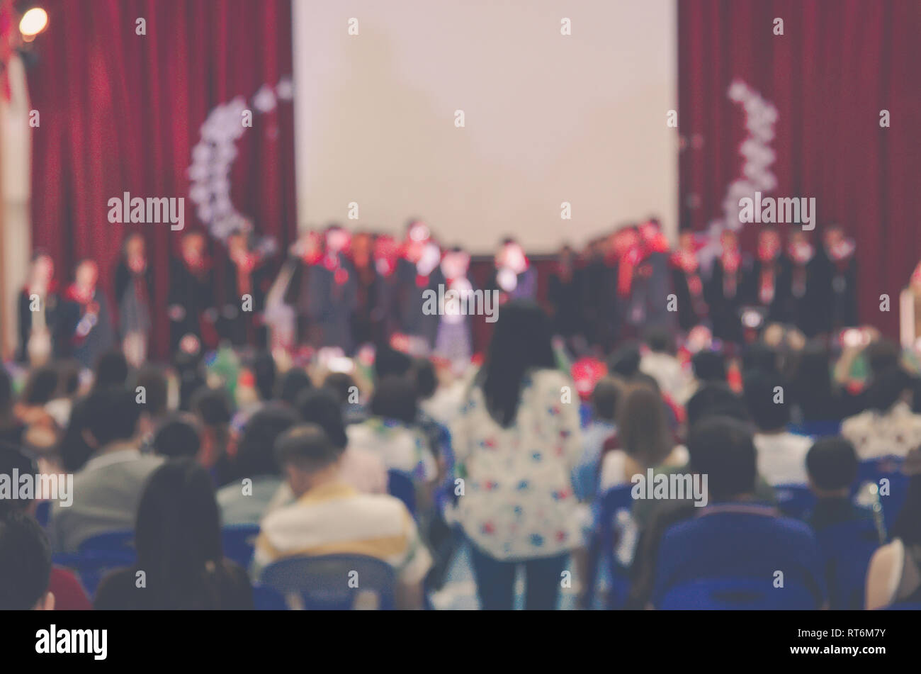 Blur sullo sfondo le persone nella sala riunioni,la concezione di business Foto Stock