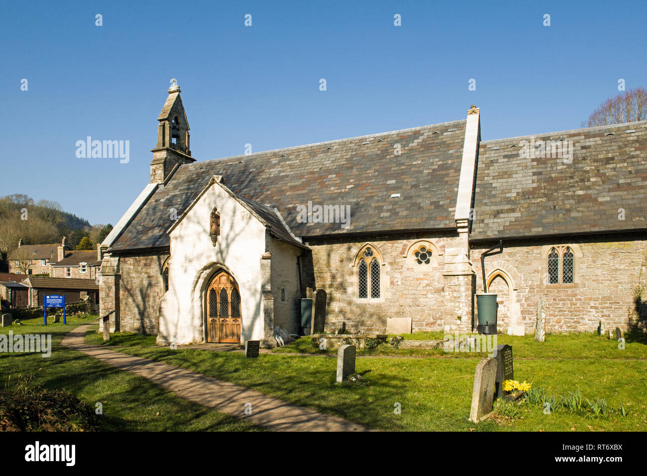 Chiesa di St Michaels Tintern Parva nel Galles del Sud della Valle di Wye Monmouthshire. Foto Stock