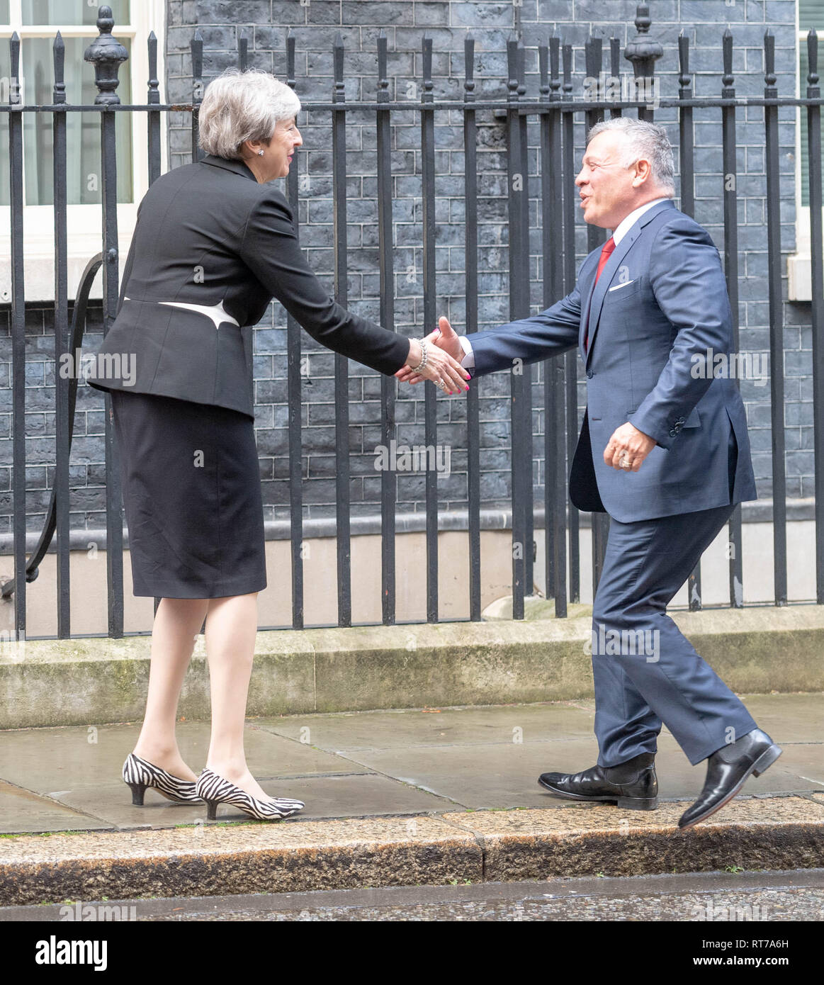 Londra, Regno Unito. 28 feb 2019. Il re Abdullah II di Giordania si incontra con Theresa Maggio MP PC, Primo Ministro al 10 di Downing Street Credit Ian Davidson/Alamy Live News Foto Stock