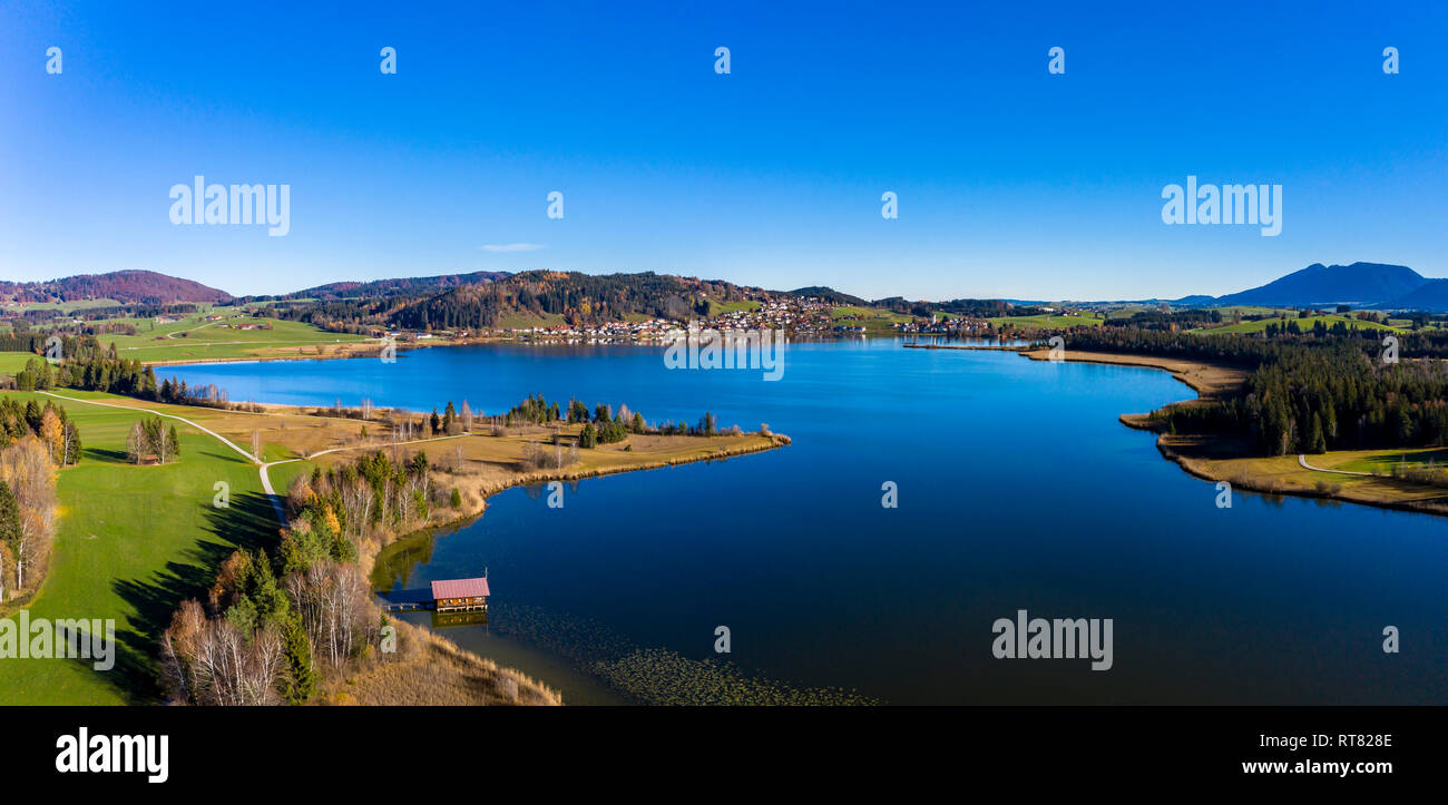 In Germania, in Baviera, Est Allgaeu, Fuessen regione, Hopfen am See, vista aerea di Hopfensee Foto Stock