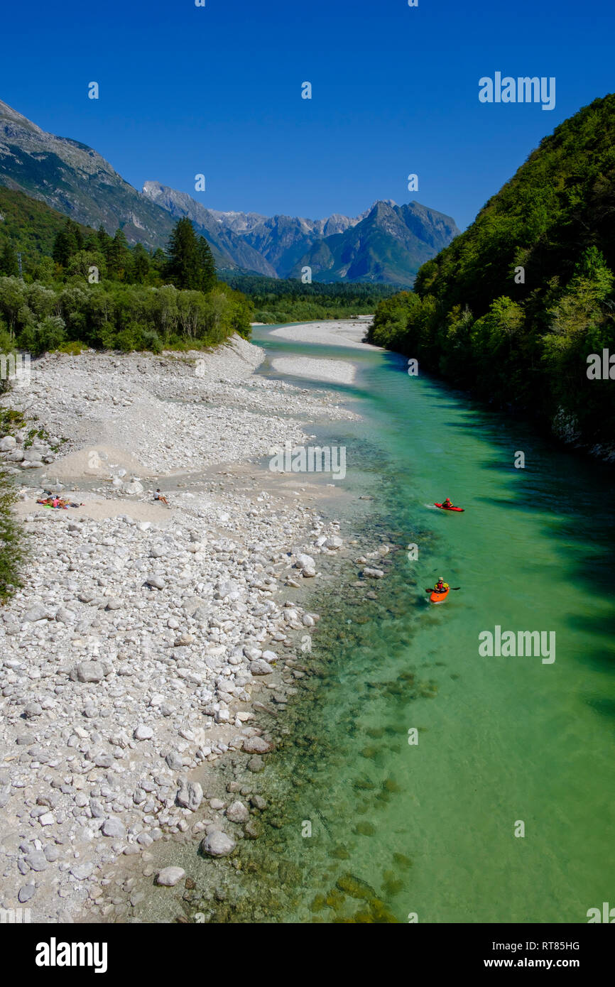 La Slovenia, Soca Valley, vicino a Bovec, Soca river, canoe Foto Stock