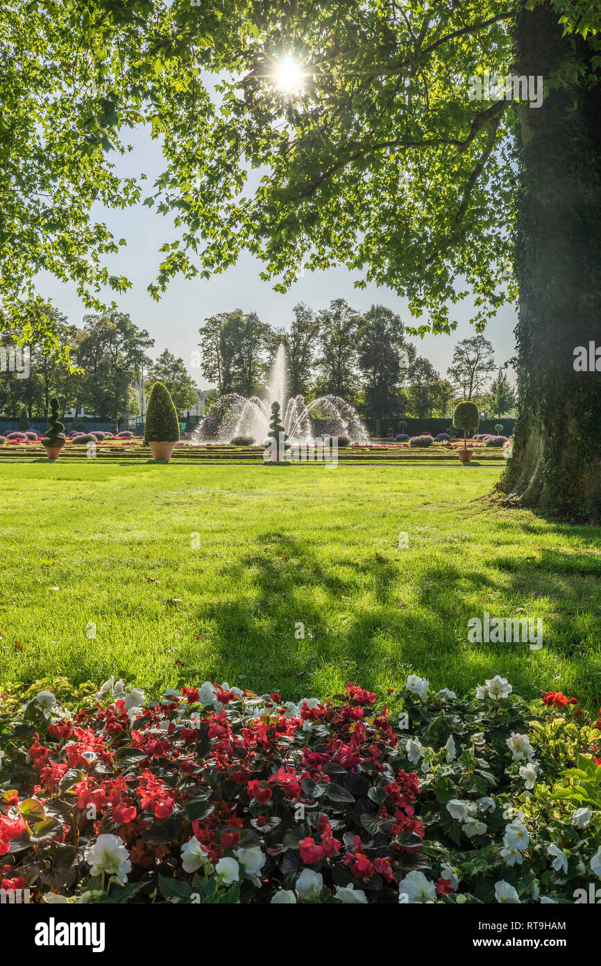 Germania Baden-Wuerttemberg, Ludwigsburg, Ludwigsburg Palace, Fontana nel parco Foto Stock
