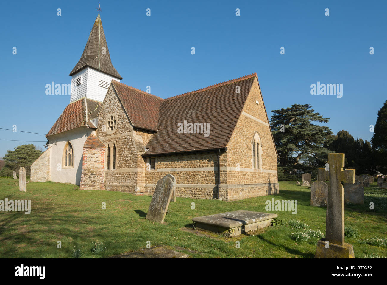 La chiesa di San James in Elstead, Surrey, Regno Unito. Foto Stock