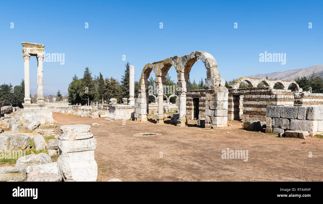 Cardo, Rovine del VIII secolo Umayyad città di Anjar, Libano Foto Stock