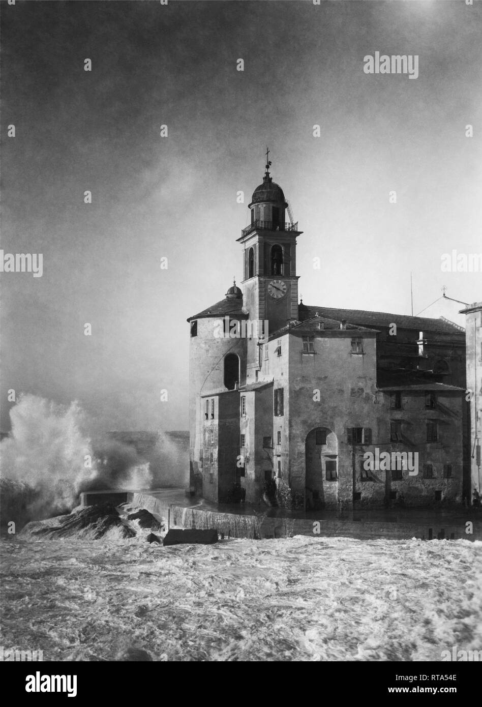 Photo D'auteur Encadrée - Liguria Camogli En Noir Et Blanc - Format 51x36 Cm