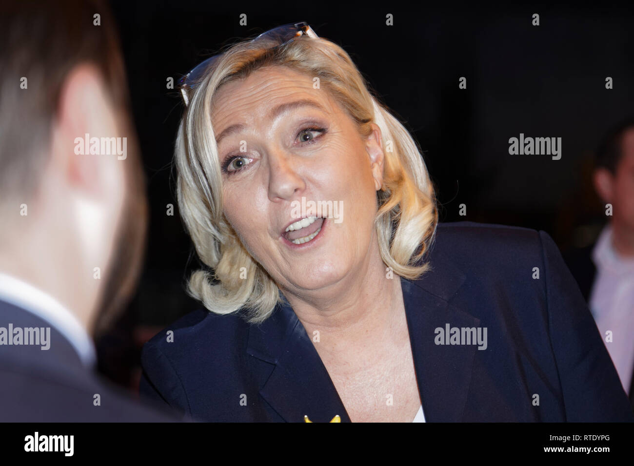 Parigi, Francia. 28 Feb, 2019. Il presidente del Rassemblement nazionale, Marine Le Pen assiste 56th fiera agricola internazionale il 28 febbraio 2019 a Parigi, Francia. Credito: Bernard Menigault/Alamy Live News Foto Stock