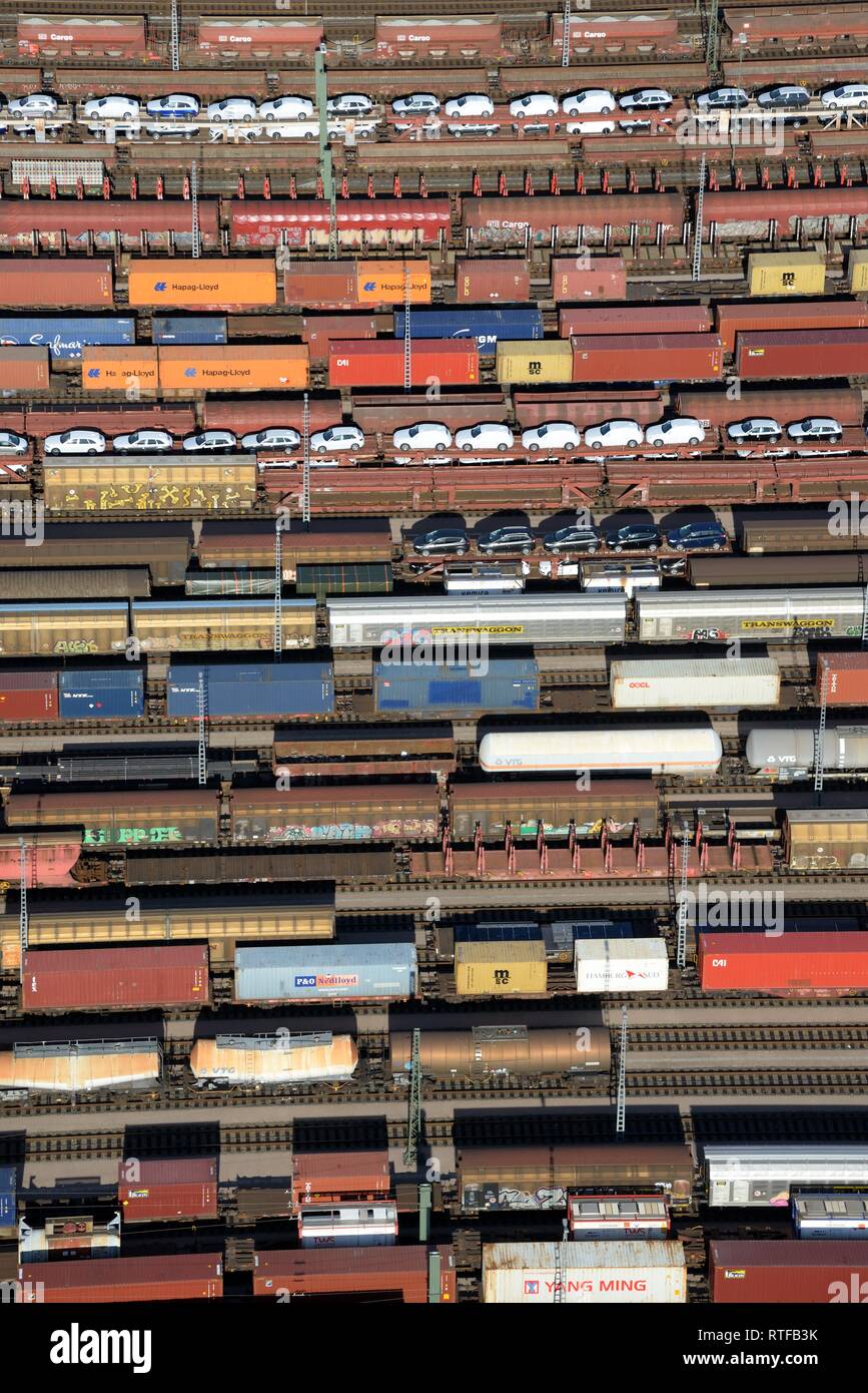 Vista aerea, i treni merci, carri presso Maschen cantiere di smistamento, Bassa Sassonia, Germania Foto Stock