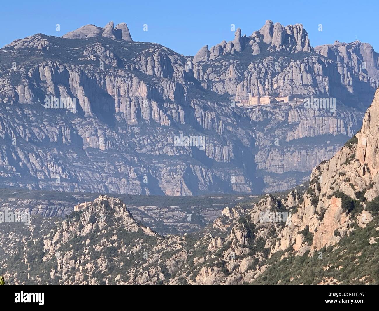 Montserrat è un massiccio montuoso della Catalogna, situato tra le contee di Bages, Anoia e Baix Llobregat. E 'abbastanza prominente e gioca un promi Foto Stock