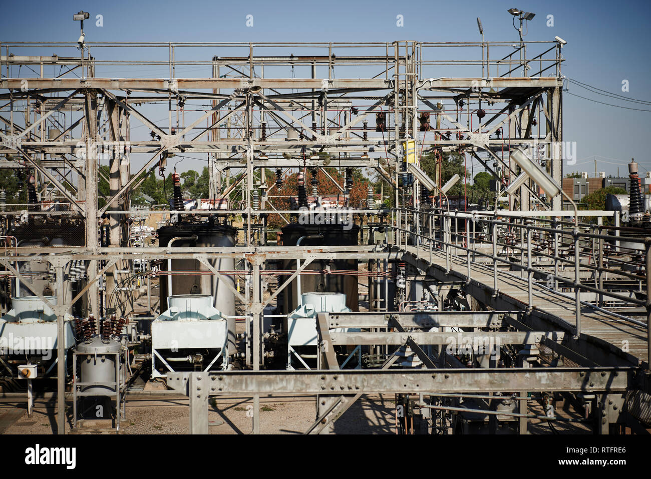 Un impianto di energia elettrica sottostazione. Foto Stock