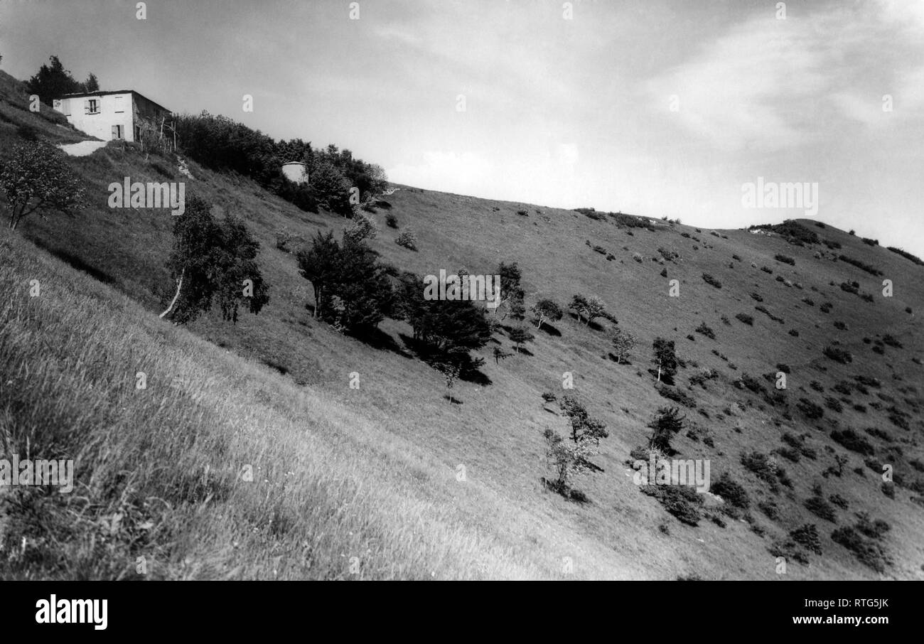 Rifugio Capanna mara, nei pressi di erba, lombardia, italia 1930 Foto Stock