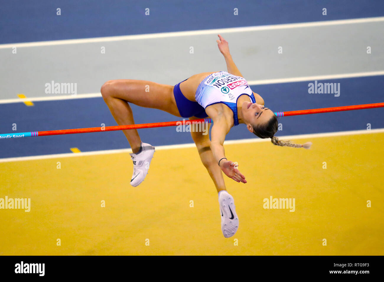 Gran Bretagna Niamh Emerson compete in donne del pentathlon Salto in alto durante il giorno uno degli Europei Indoor di Atletica a Emirates Arena, Glasgow. Foto Stock