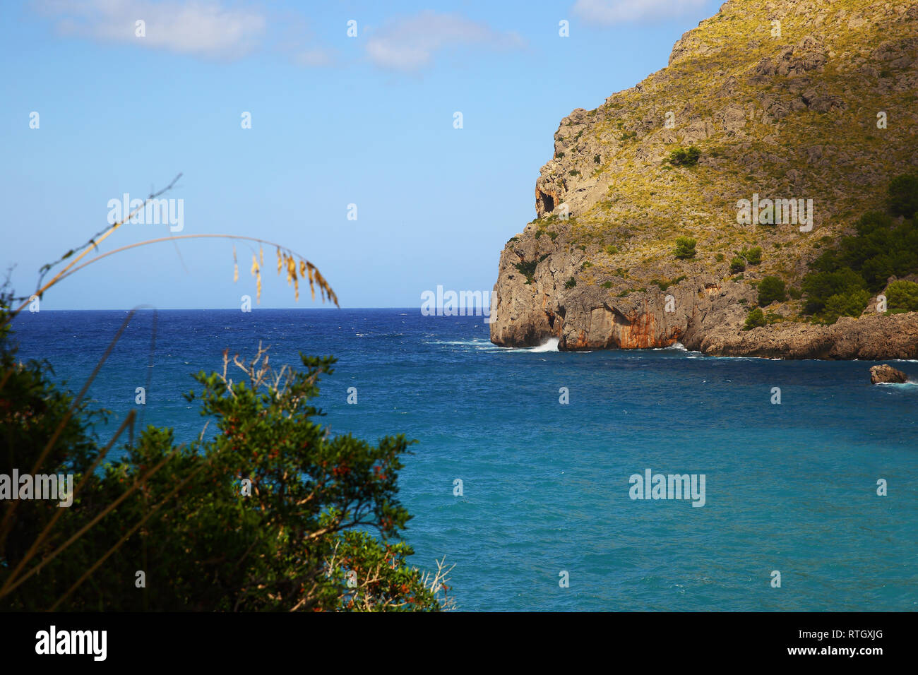 La baia di Sa Calobra nella Serra de Tramuntana, Mallorca Foto Stock