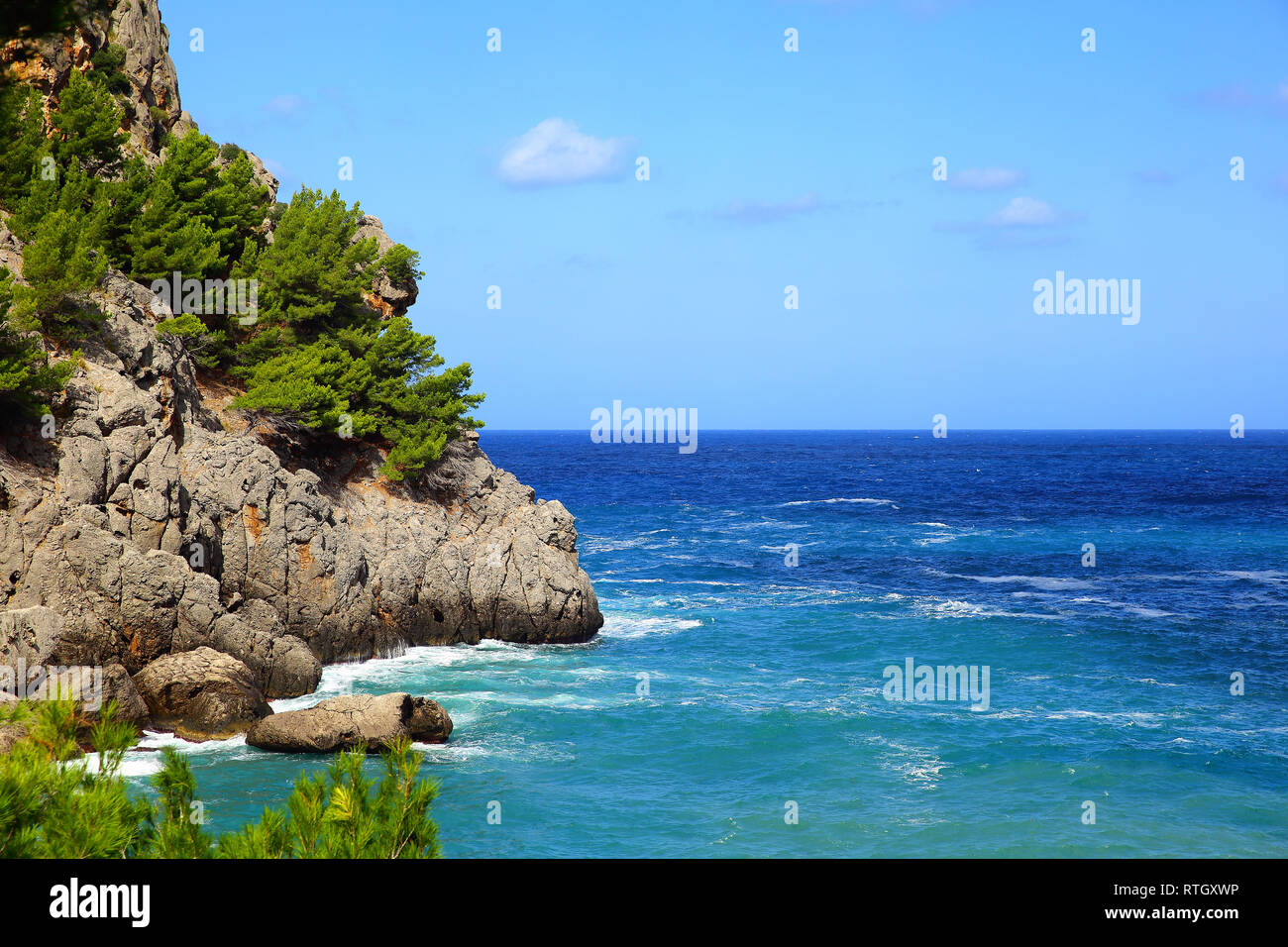La baia di Sa Calobra nella Serra de Tramuntana, Mallorca Foto Stock