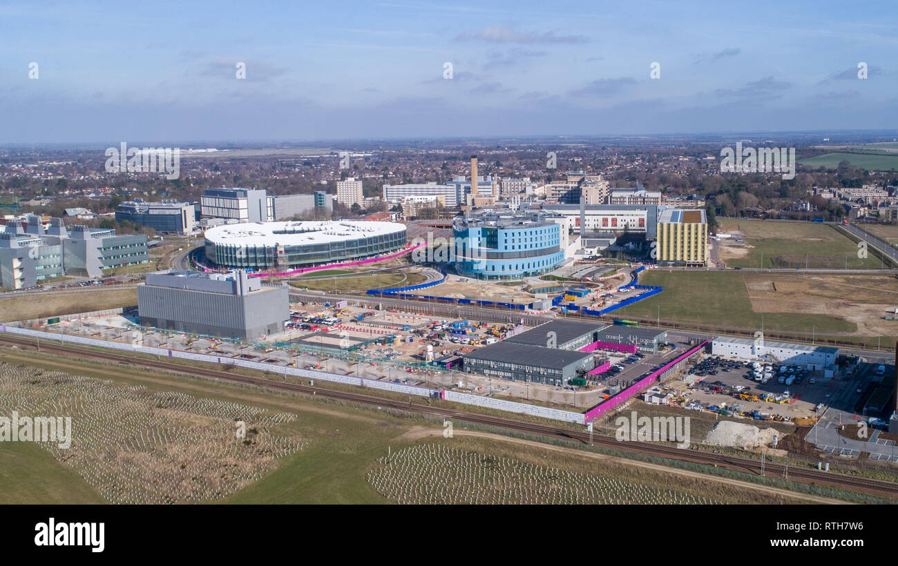 Magazzino fotografia aerea del Cambridge Campus Biomedico che include Addenbrooke's Hospital e il Royal Papworth Hospital di Cambridge, Cambridgeshire, Regno Unito. Foto Stock