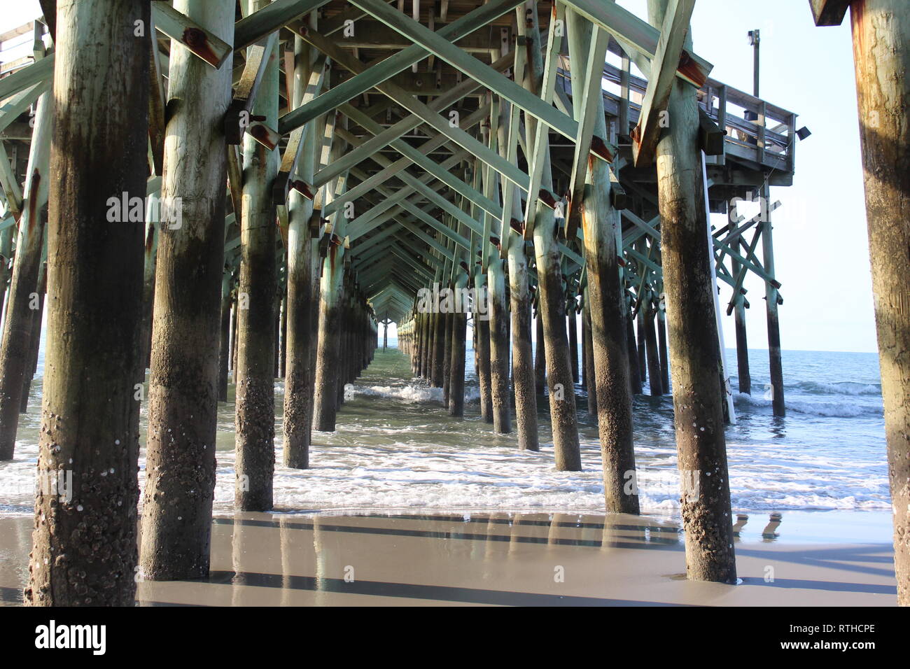 Sotto il molo di Apache, Myrtle Beach, SC Foto Stock