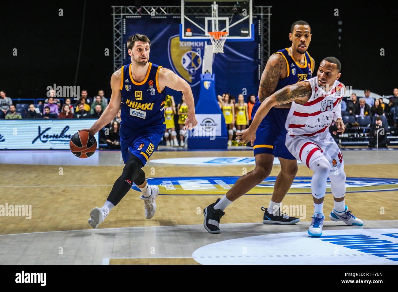 #9 Stefan Markovic visto in azione durante la AX Armani Exchange Olimpia Milano contro il Khimki Mosca nel 2018/2019 Turkish Airlines Euro League stagione regolare round 25 corrispondono. Olimpia Milano ha vinto 90-88. Foto Stock