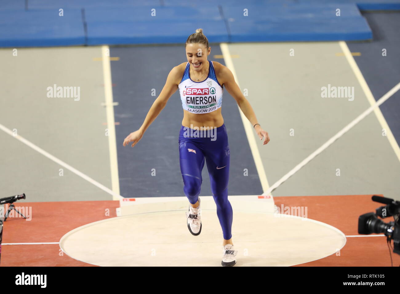 Glasgow, Scotland, Regno Unito. 1 Marzo, 2019. Niamh Emerson celebra un PB durante gli Europei Indoor Athletics Championships 2019 donne Pentathlon del colpo messo Credit: Ben Booth/Alamy Live News Foto Stock
