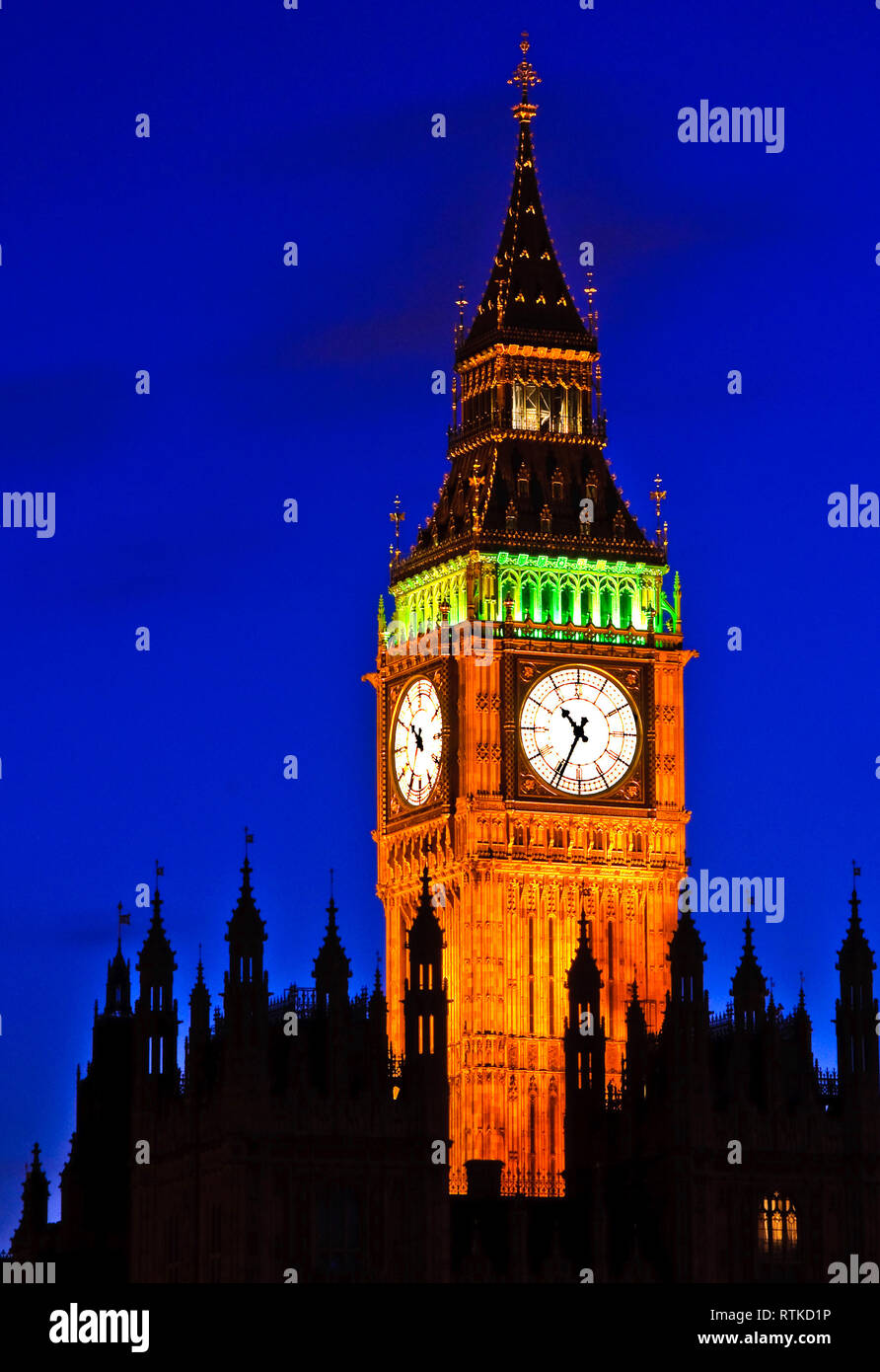 Accesa il Big Ben Tower, London Foto Stock