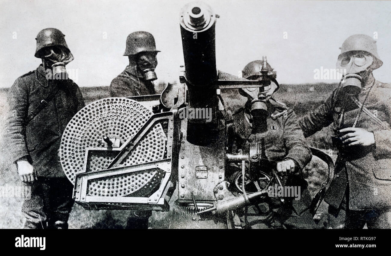 1918 - Nuovo tedesca fucile che spara piccole conchiglie con sorprendente rapidità secondo la relazione Foto Stock