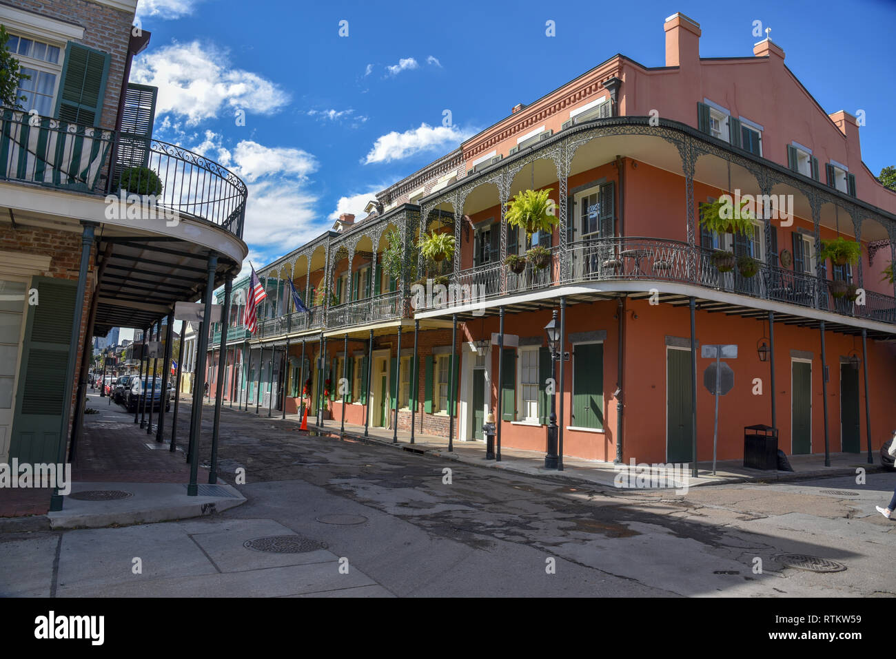 New Orleans è sapere (tra le altre cose per la sua architettura con molteplici influenze esemplificata in questa foto Foto Stock