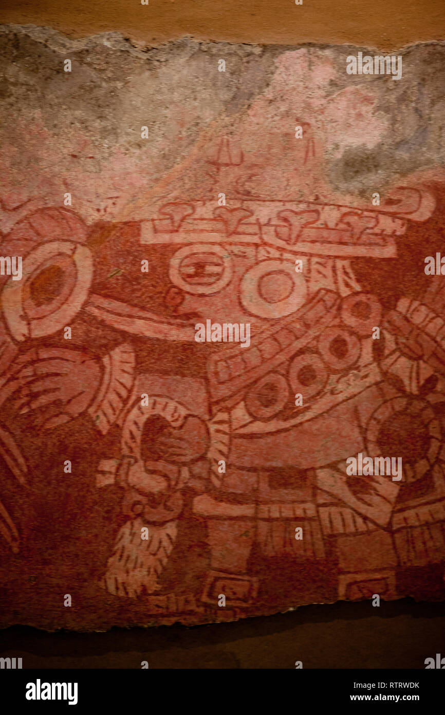 Murali dipinti provenienti dagli scavi di edifici presso l'antica pre-colombiano sito di Teotihuacan, Città del Messico, Messico Foto Stock