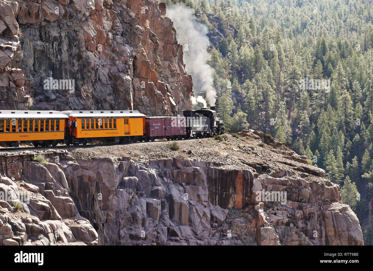 Durango e Silverton ferrovia a scartamento ridotto in San Juan mountain range in Colorado Rockies, STATI UNITI D'AMERICA Foto Stock