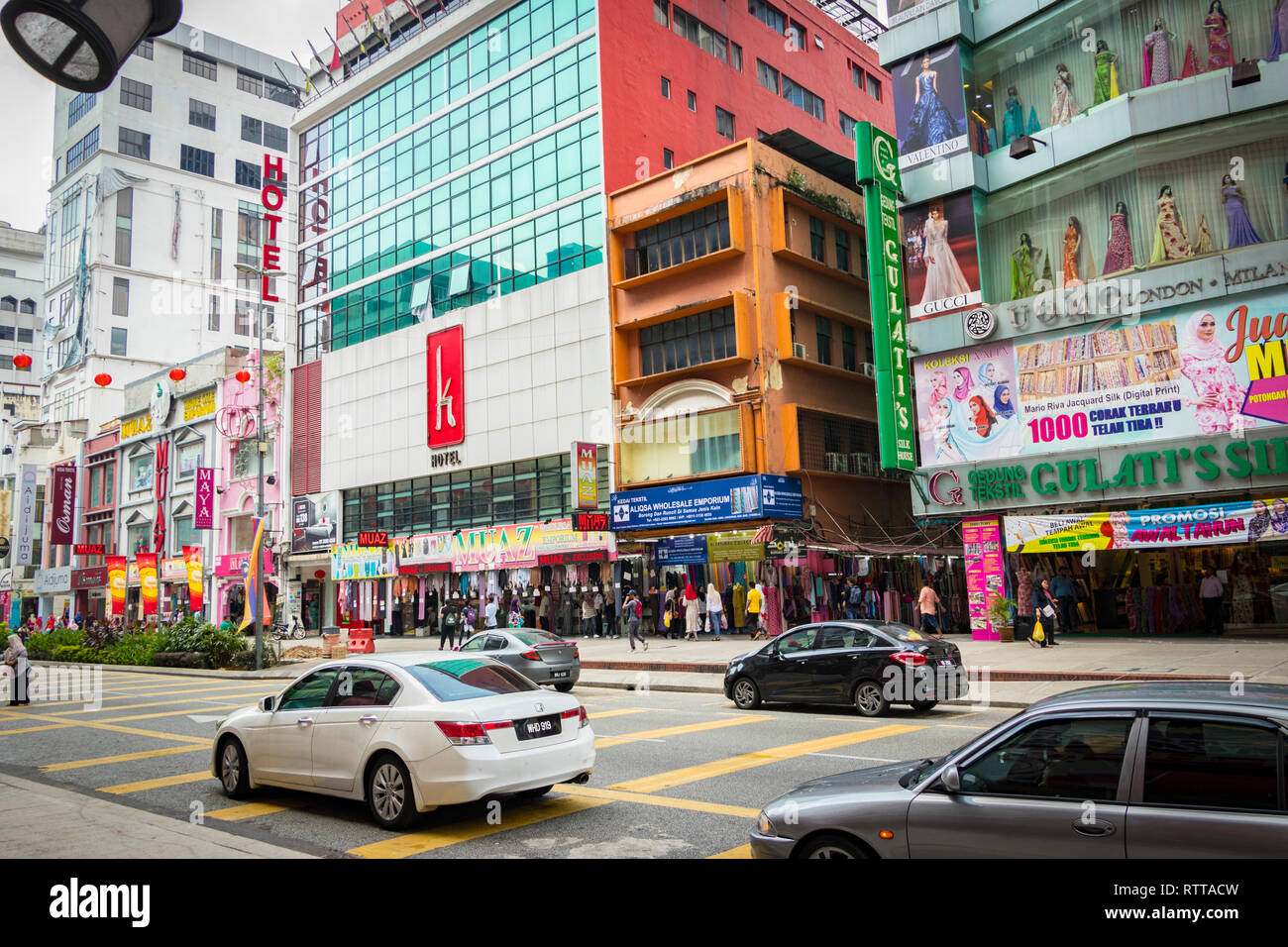 Tessuto indiano memorizza in Jalan tuanku Abdul Rahman, Kuala Lumpur, Malesia Foto Stock