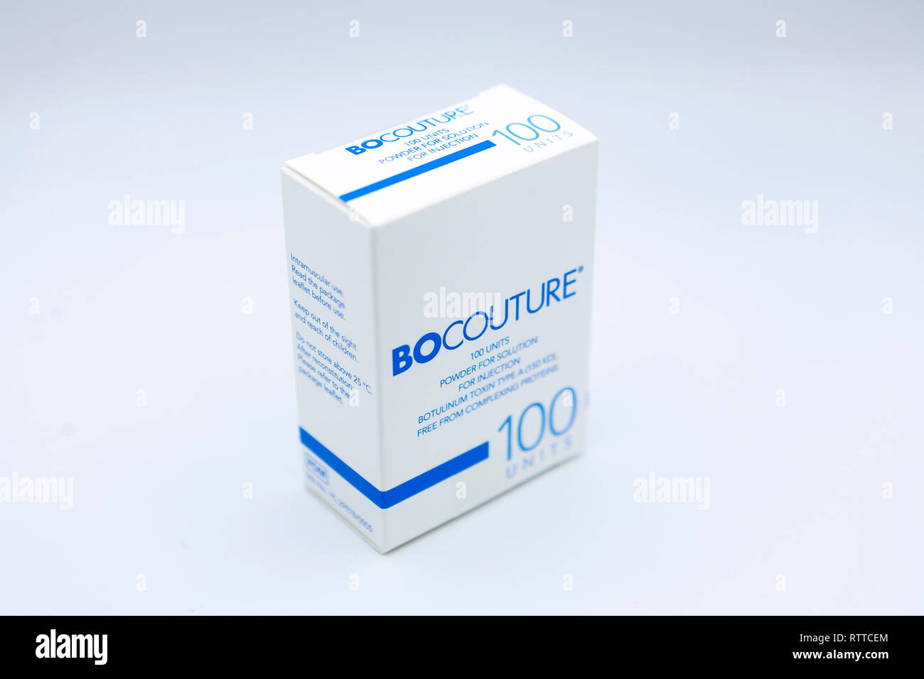 Una scatola di 100 unità, polvere per soluzione per iniezione della tossina botulinica di tipo A (150 KD), esente da proteine complessanti. La tossina botulinica. La tossina botulinica Foto Stock