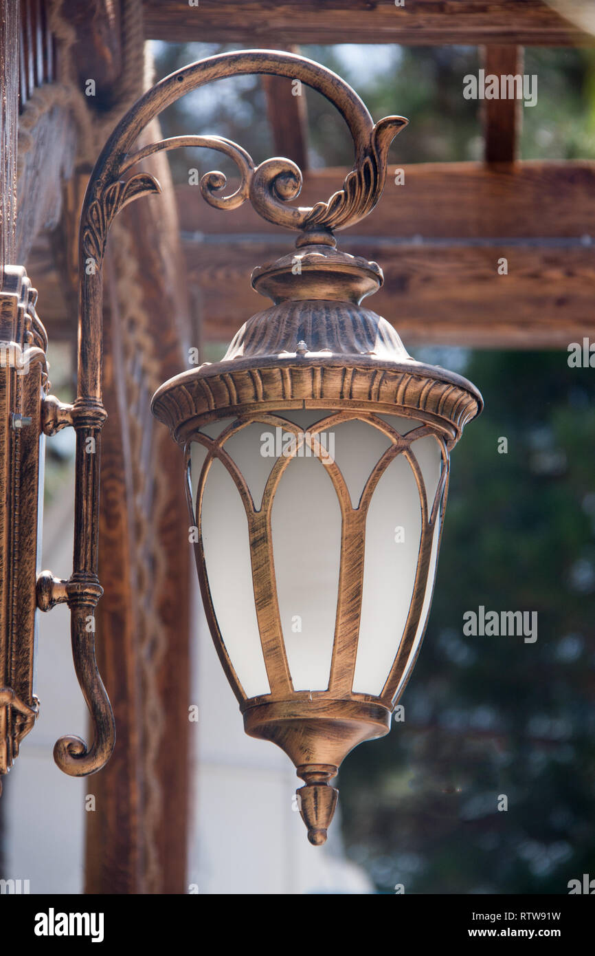 Vintage street light nel telaio metallico Foto Stock