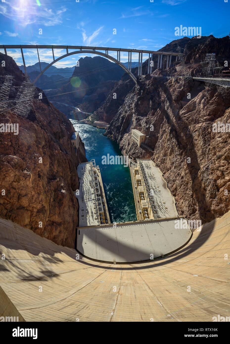 Vista della Diga di Hoover ponte di bypass e la Diga di Hoover Dam, Hoover Dam, Dam, vicino a Las Vegas, il Fiume Colorado, Boulder City Foto Stock