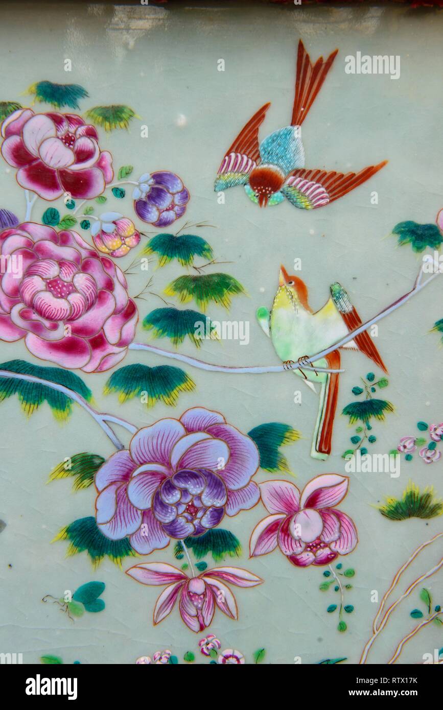 Pittura murale in ceramica e pittura, Tempio Reale, Grand Palace tempio Wat Phra Kaeo, il Vecchio Palazzo Reale e il Tempio del Buddha di Smeraldo Foto Stock