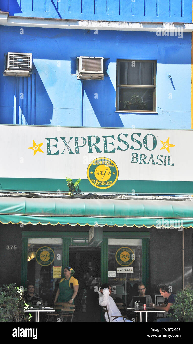 Il cafe bar Expresso Brasil, Leblon, Rio de Janeiro, Brasile Foto Stock