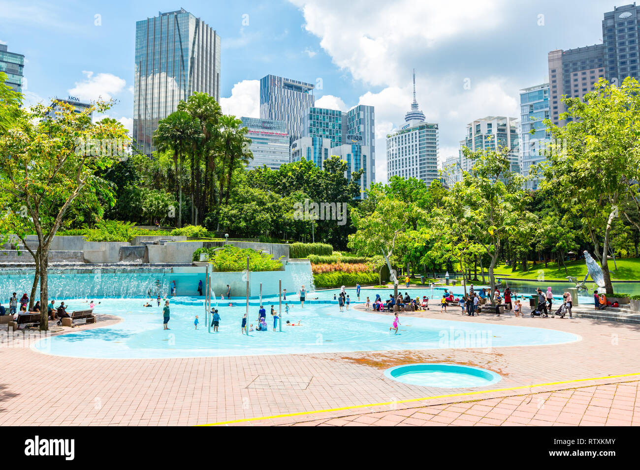 KLCC Park Piscina, Kuala Lumpur, Malesia. Foto Stock