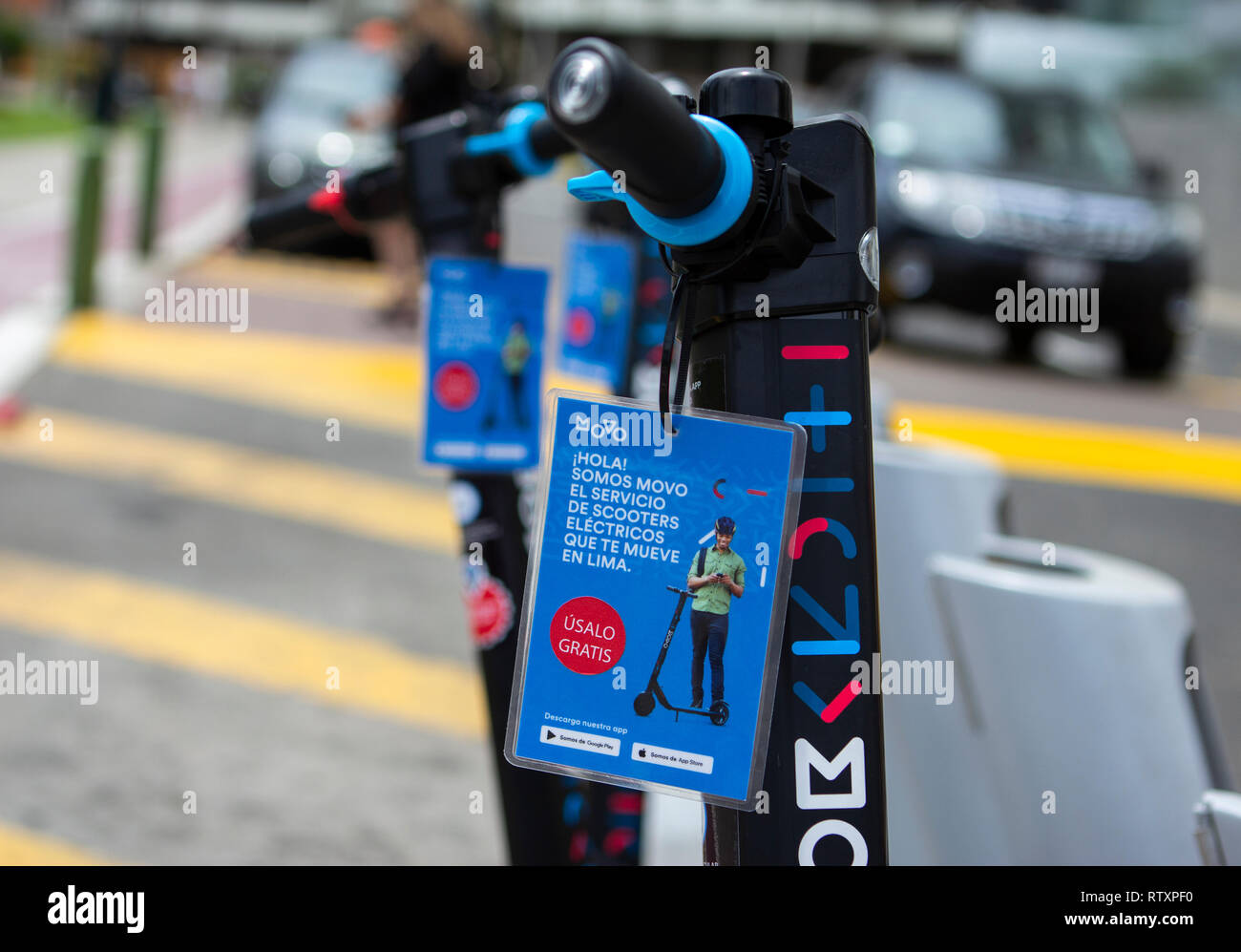 Lima, Perù - 17 Febbraio 2019: Movo, un scooter elettrico servizio di noleggio, lancia a Lima Foto Stock Lima, Perù - 17 Febbraio 2019: Movo, un scooter elettrico servizio di noleggio, lancia a Lima Foto Stock