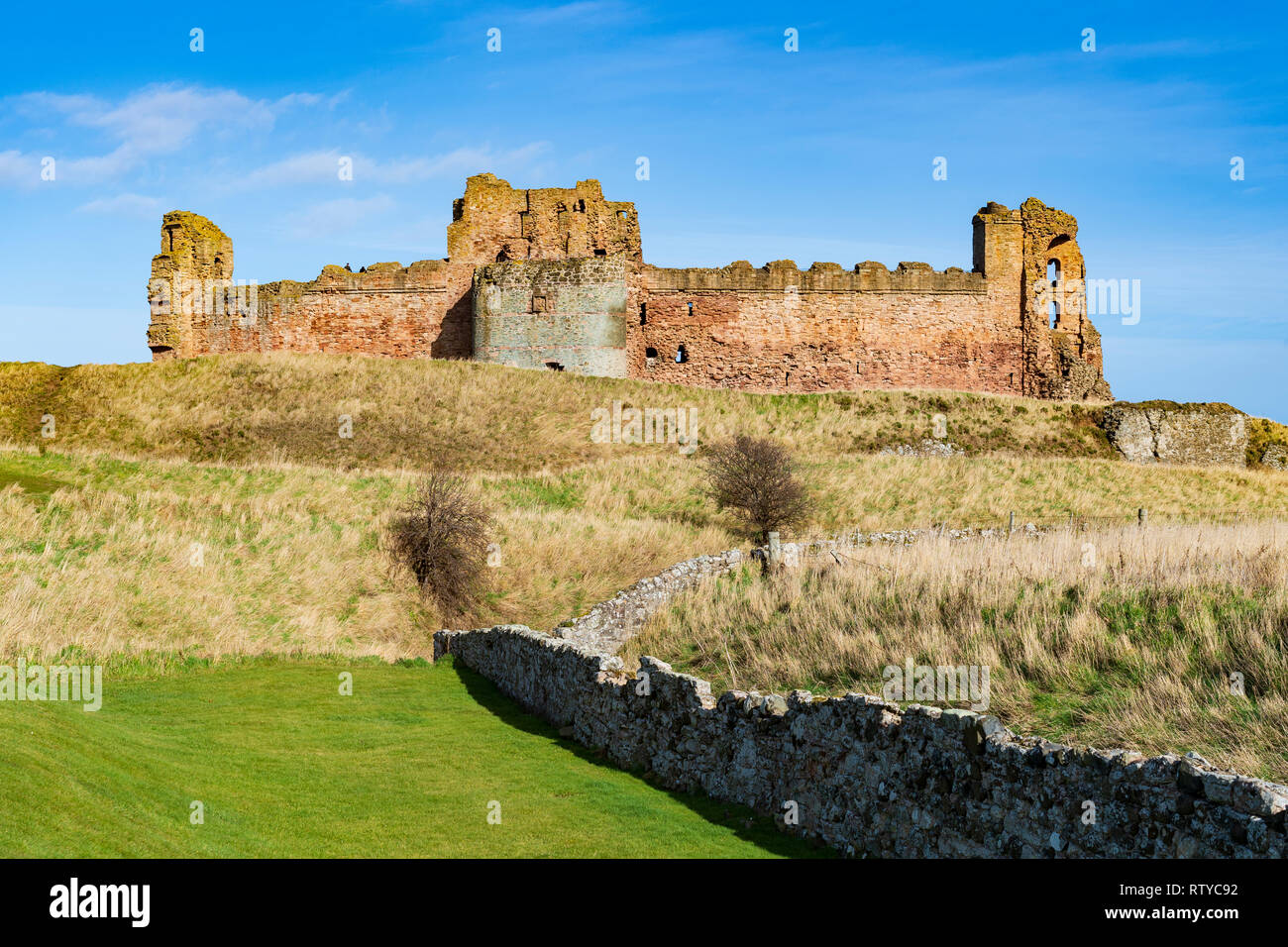 Il castello di Tantallon in East Lothian , Scozia , REGNO UNITO Foto Stock